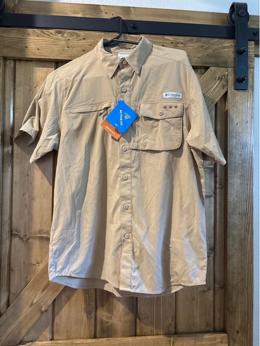 Size Small PFG Columbia Fishing shirt
